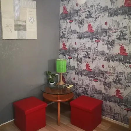Park Garden Studio Apartment *